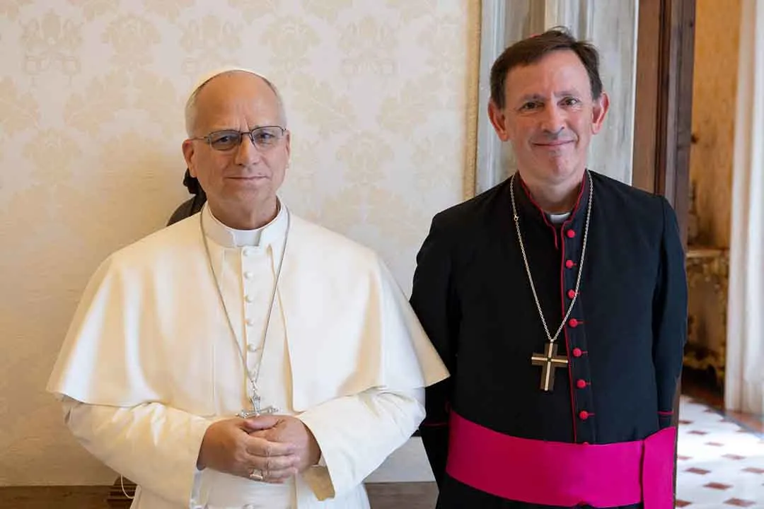 Mons. Marcelo Colombo, presidente de la Conferencia Episcopal Argentina, y Mons. Raúl Pizarro, secretario general, se reunieron con el Santo Padre en el Vaticano - Imagen 2