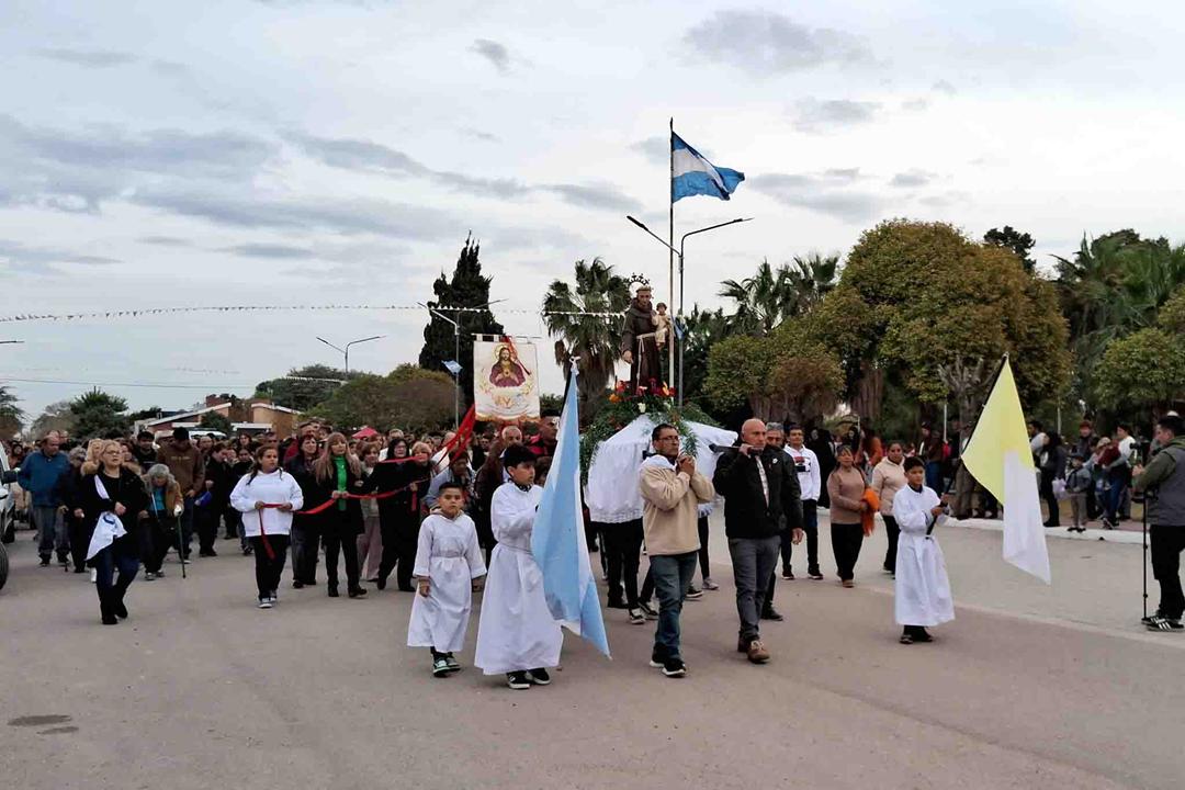 ¡Conocé la Parroquia San Antonio de Padua, en Obispo Trejo, Córdoba! - Imagen 1