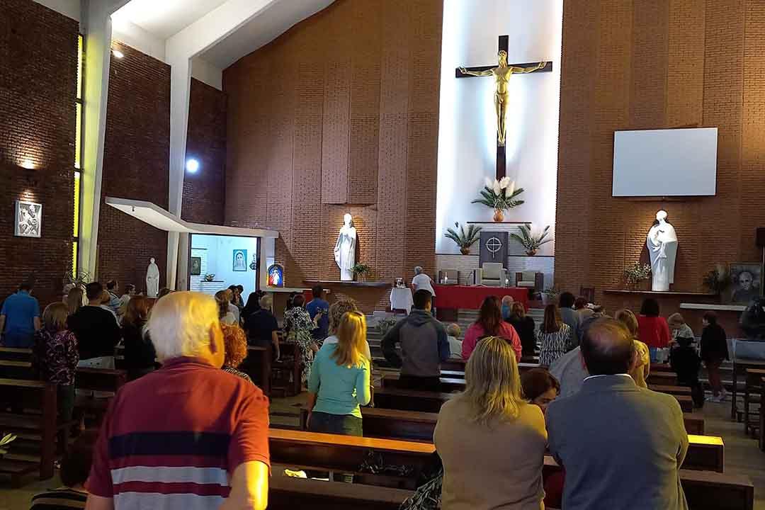 Conocé la Parroquia San Juan Evangelista, Rosario, Santa Fé - Imagen 2