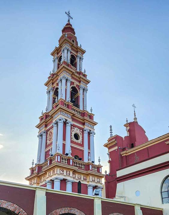 La Basílica Menor y Convento San Francisco data del Siglo XVIII - Imagen 1